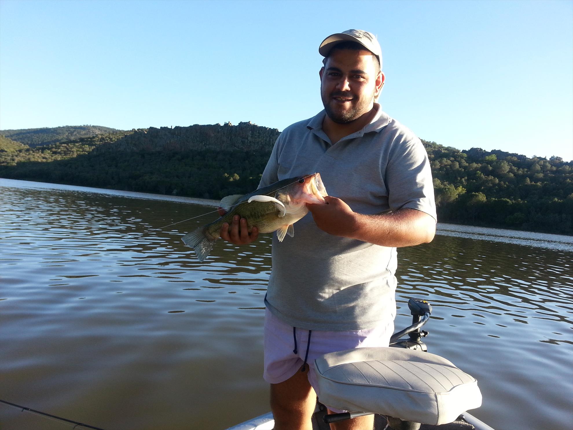 Pescuit la biban - 20130418195029.jpg